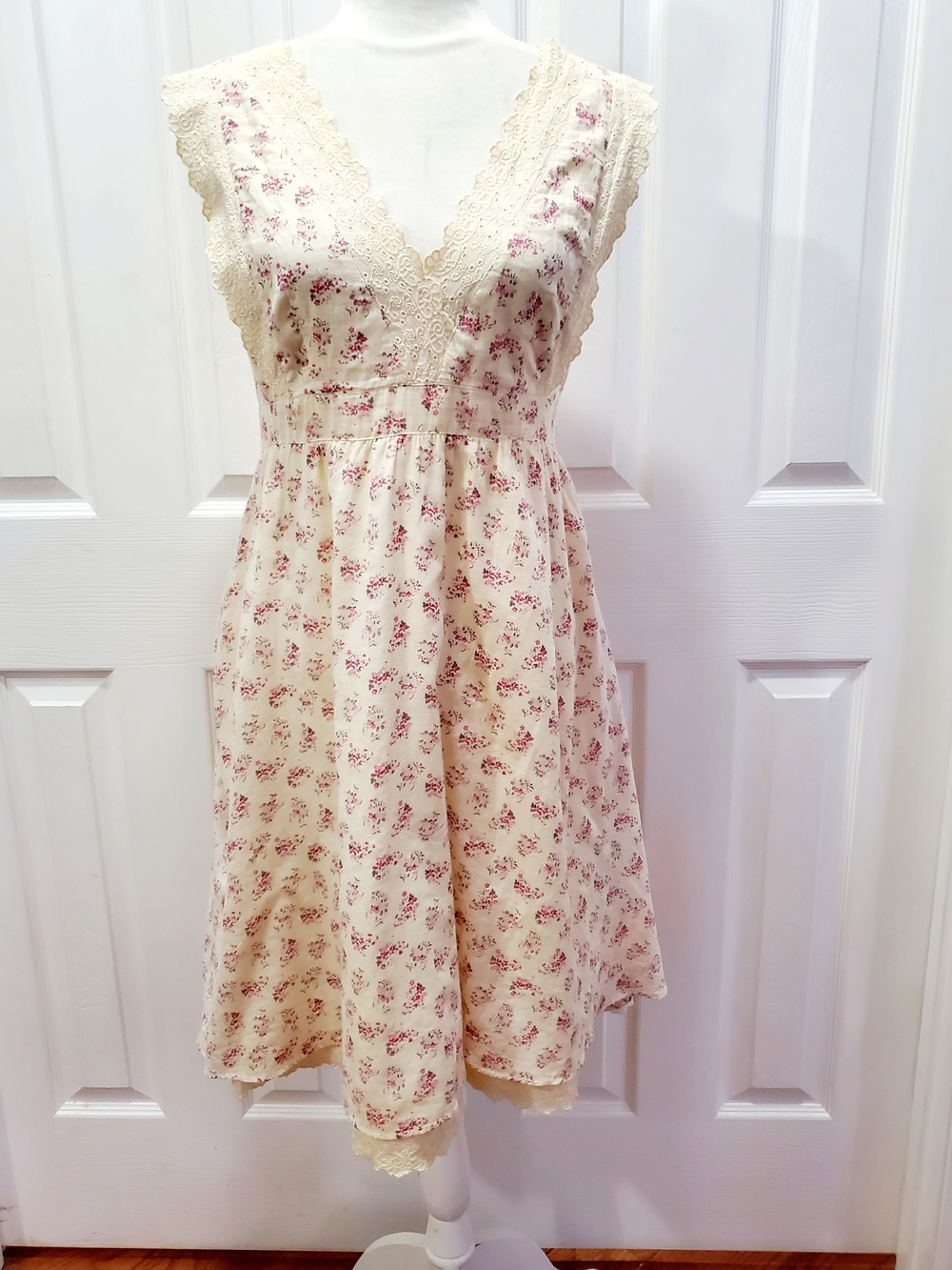 Maeve Cottagecore Floral Cotton Dress Lace Trim Pockets Prairie Coquette Size S - Picture 3 of 13